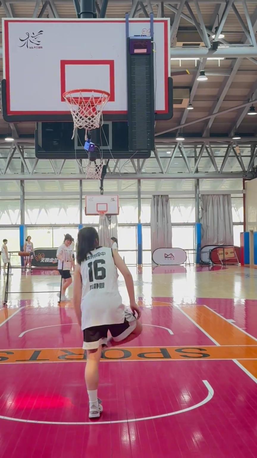 所以，你能摸高多少？