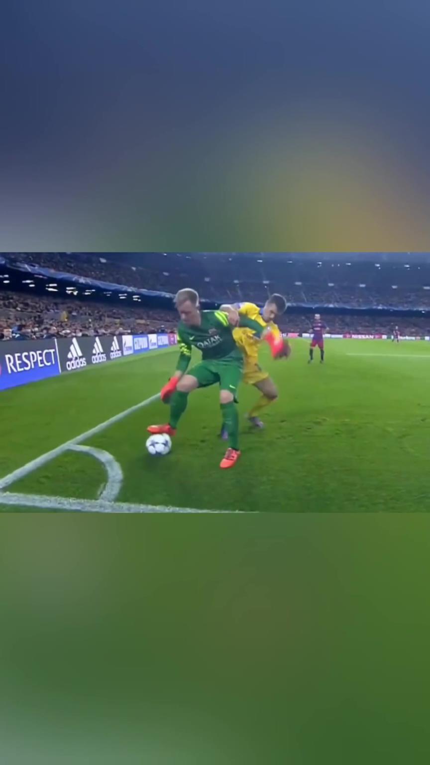 特爾施特根：老子的護(hù)球像亨利！誰來了也不好使！